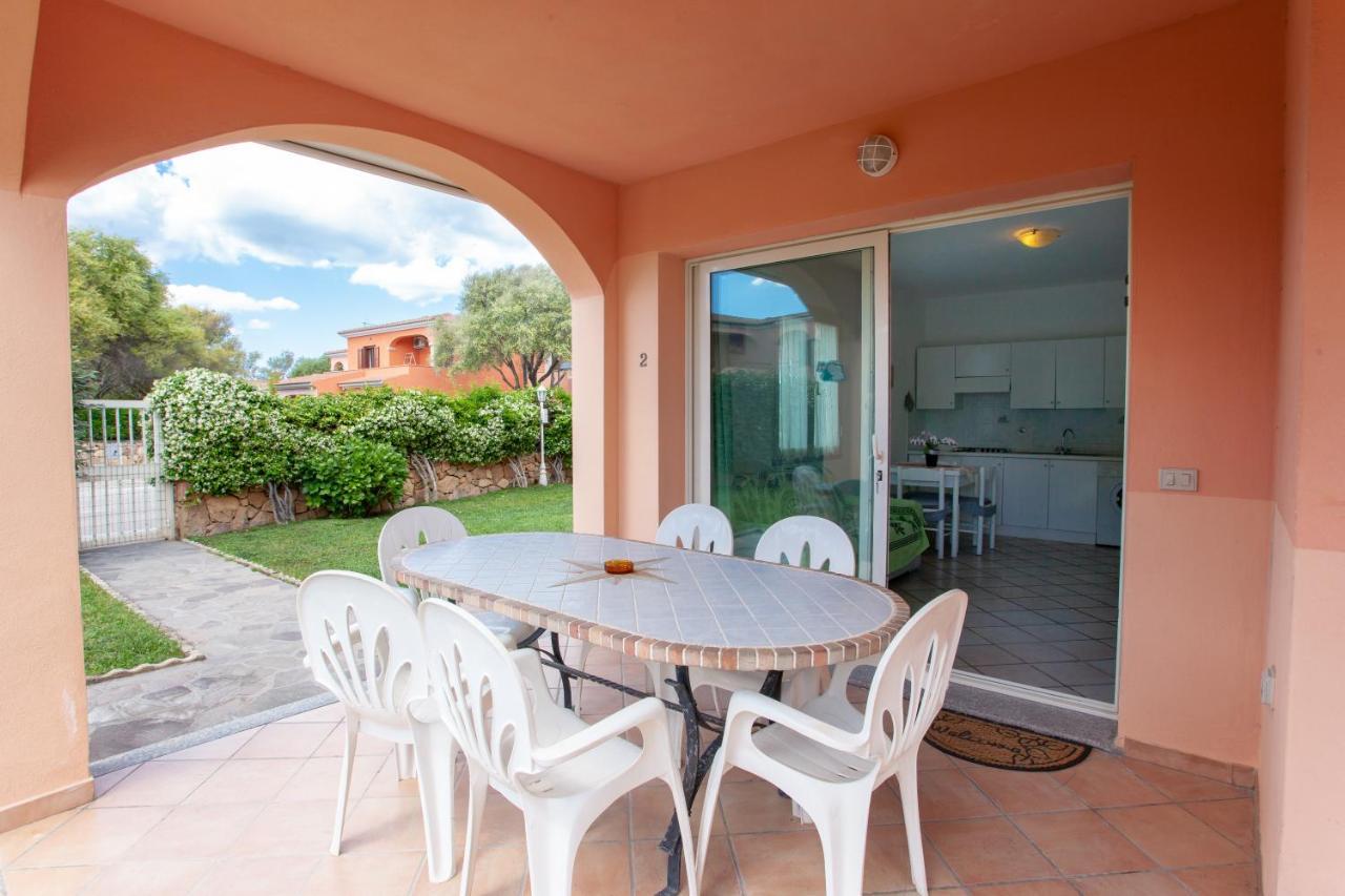 Residence Le Colonnine San Teodoro  Eksteriør billede