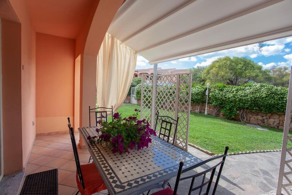 Residence Le Colonnine San Teodoro  Eksteriør billede