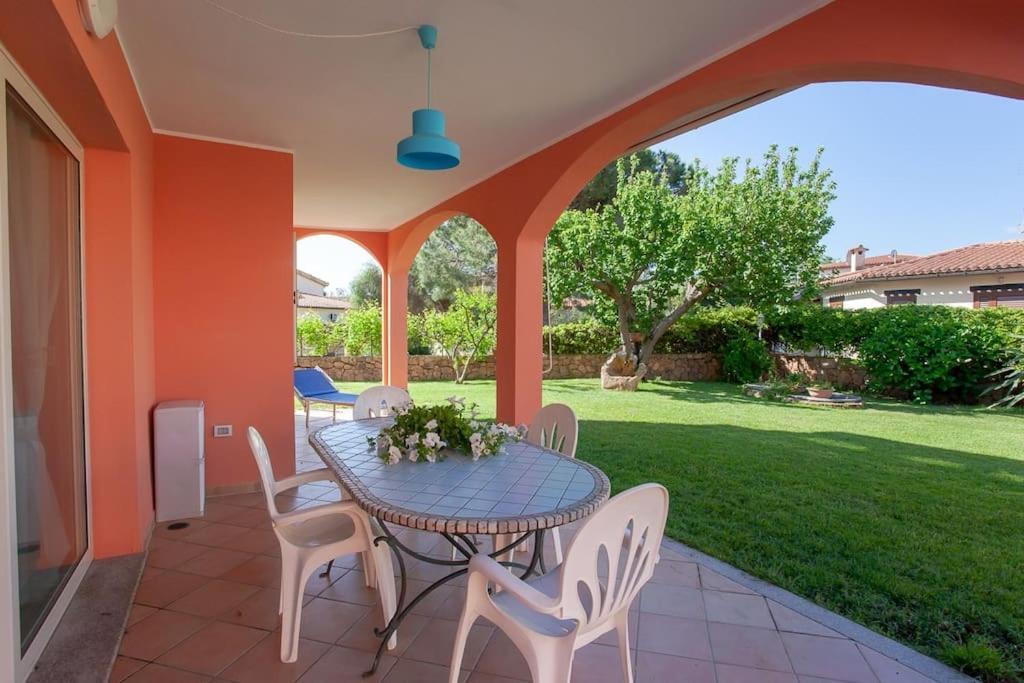 Residence Le Colonnine San Teodoro  Eksteriør billede