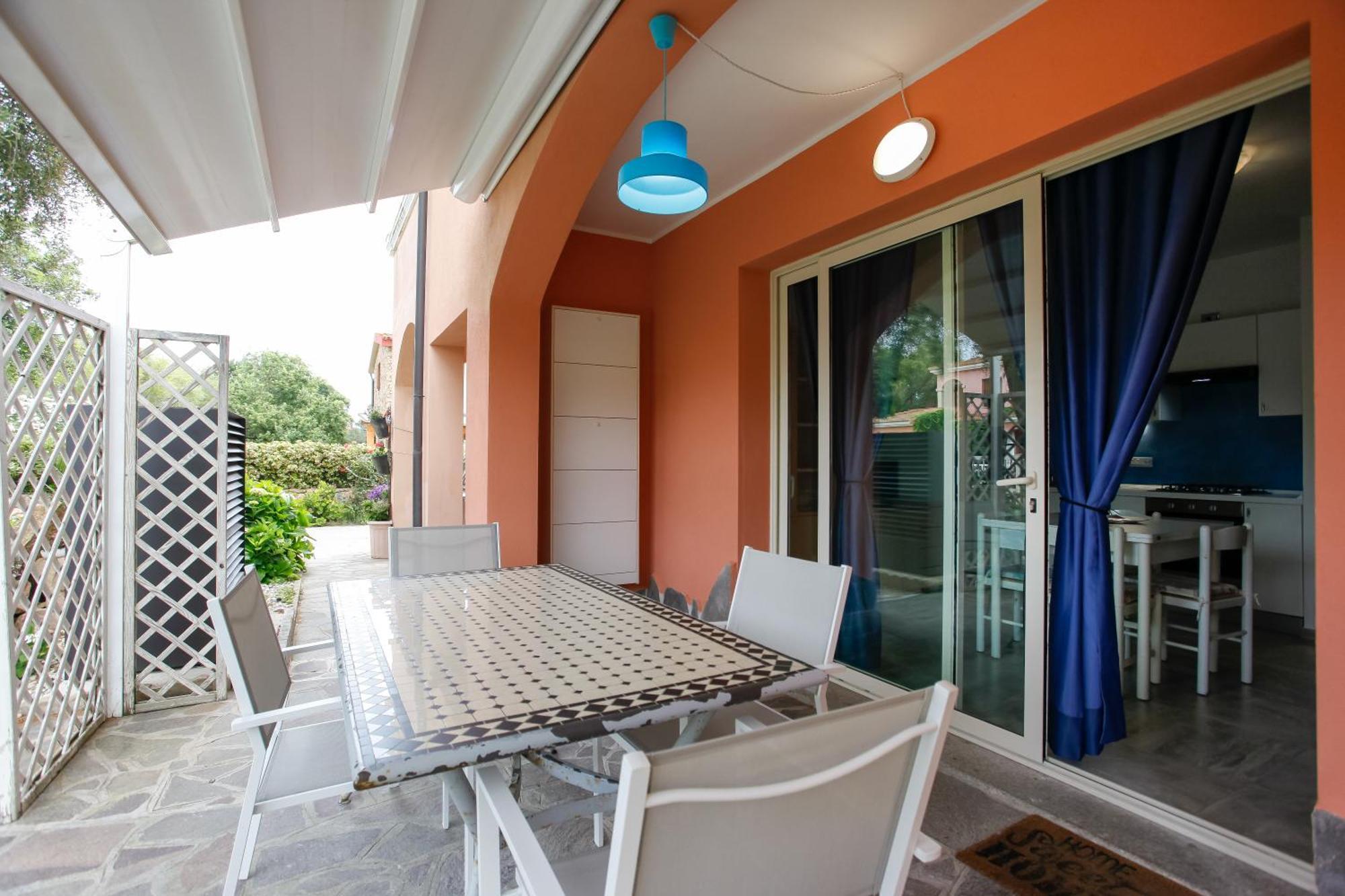 Residence Le Colonnine San Teodoro  Eksteriør billede