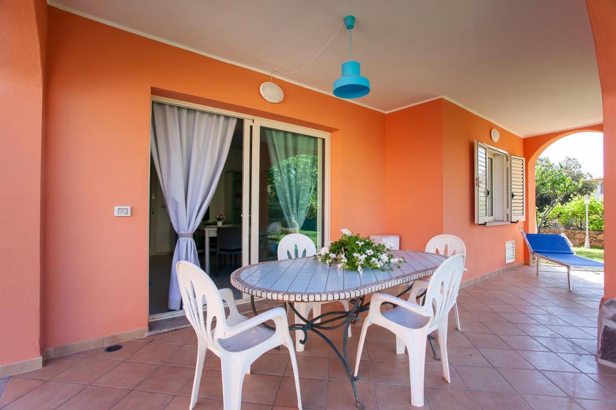 Residence Le Colonnine San Teodoro  Eksteriør billede