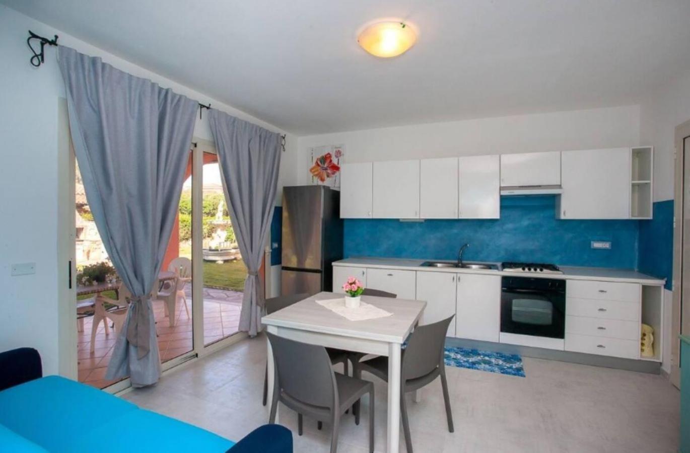 Residence Le Colonnine San Teodoro  Eksteriør billede